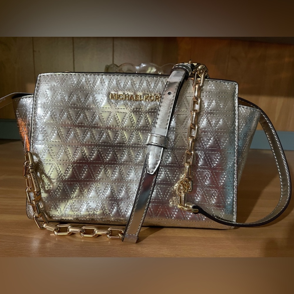 Michael Kors Selma Leather Medium Messenger Handbag